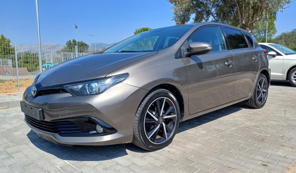 Toyota Auris 1.2Τ CVT Style TSS 116HP