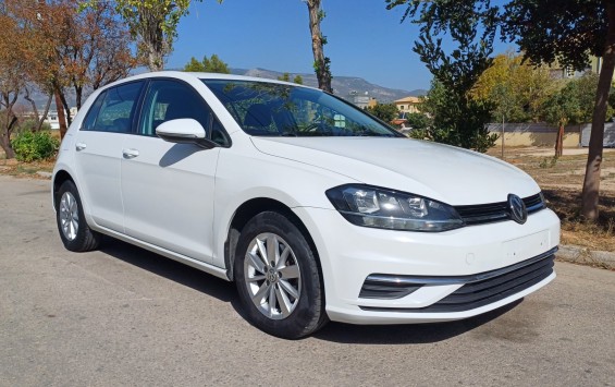 Volkswagen Golf 2019 1.6 TDi Comfortline 115HP